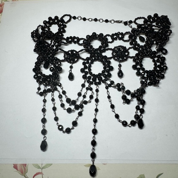 🖤 Black jewelry bundle – 8 pieces - Picture 5 of 6